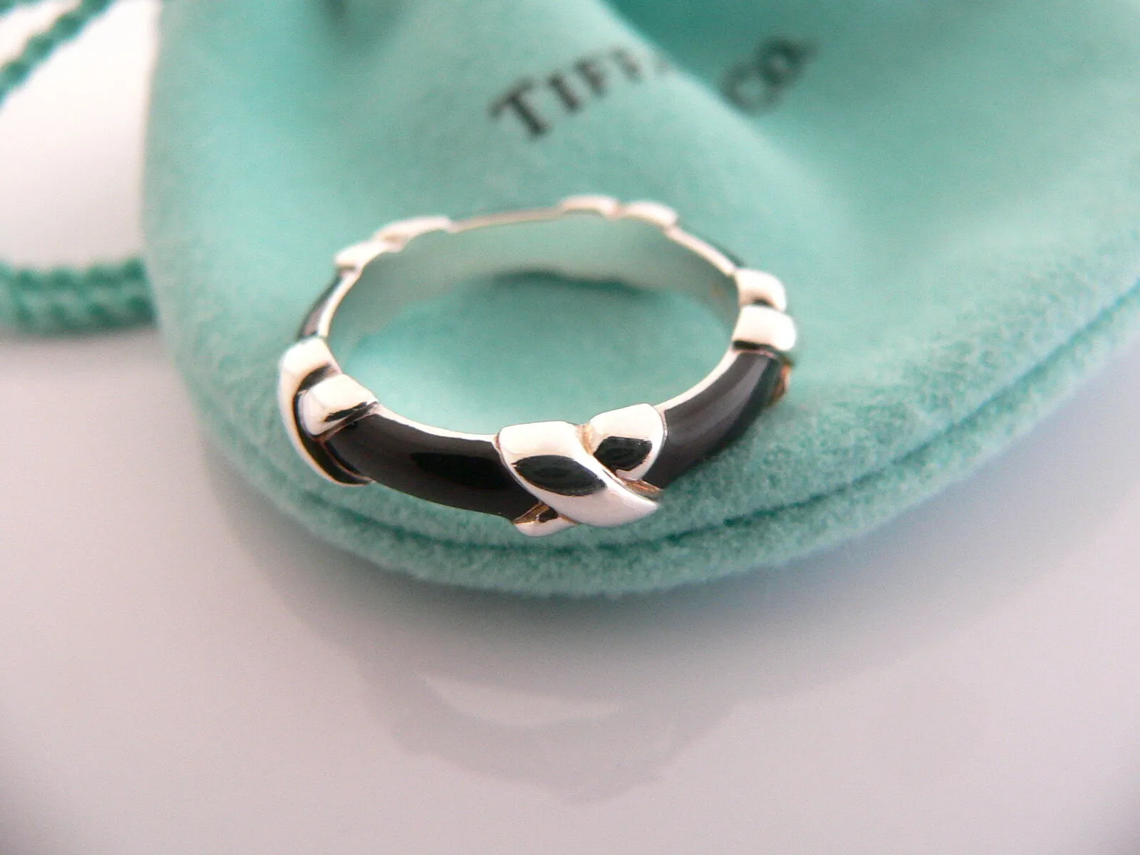 Tiffany & Co Signature X Ring Black Enamel Stacking Band Sz 5 Love Gift Pouch