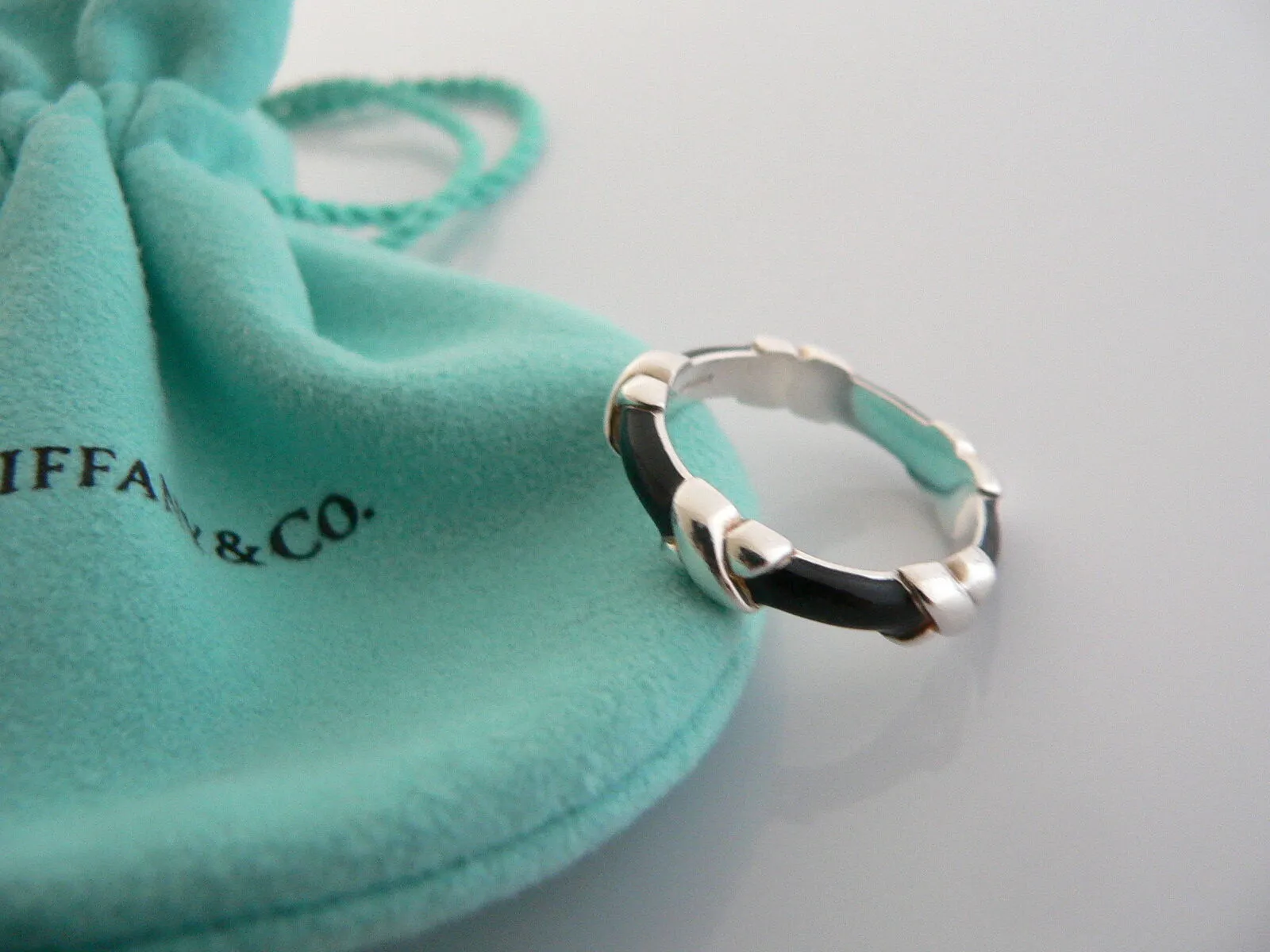Tiffany & Co Signature X Ring Black Enamel Stacking Band Sz 5 Love Gift Pouch