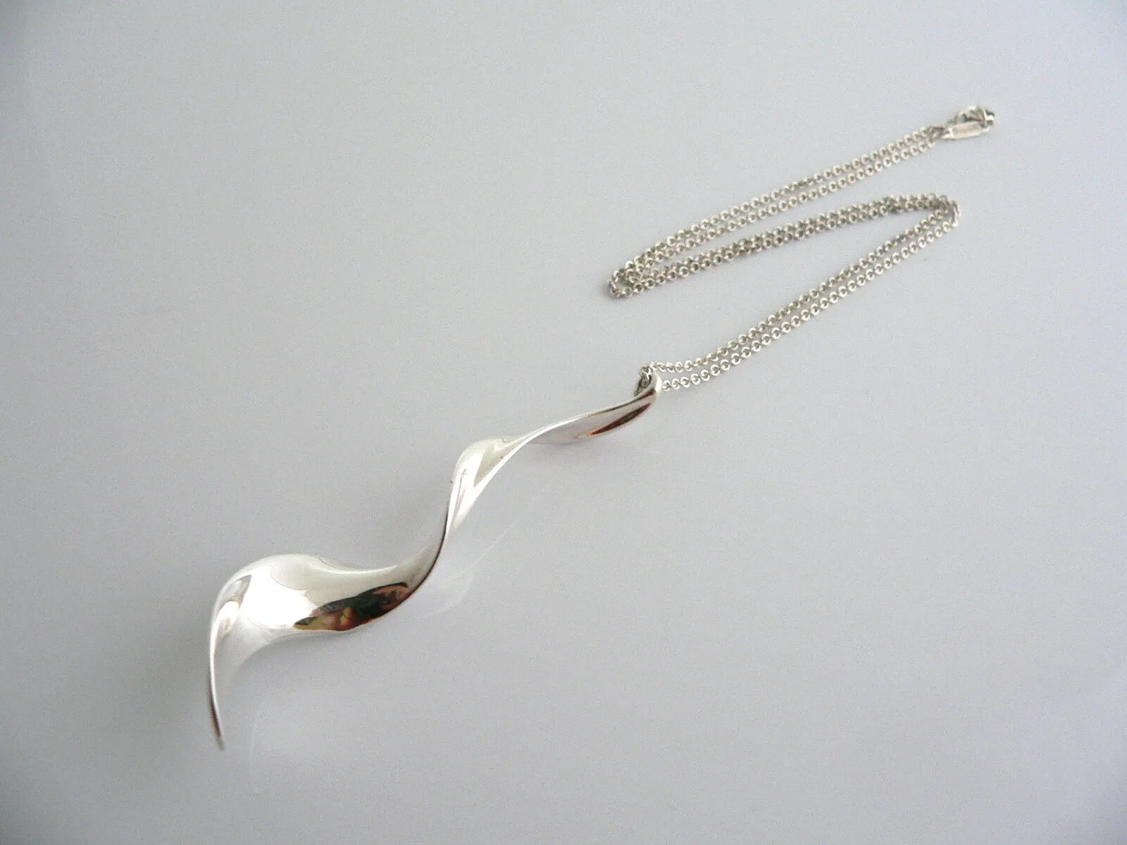 Tiffany & Co Silver Large Gehry Orchid Necklace Pendant Chain Nature Flower Gift
