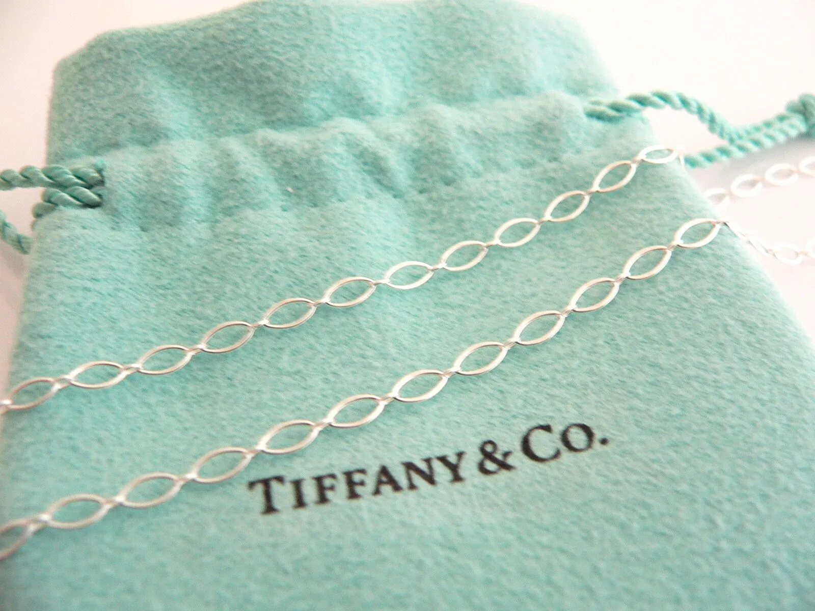 Tiffany Co Silver Large Oval Key Necklace Pendant 24 inch Chain Gift Pouch Love