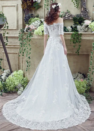 Tulle Off-the-shoulder A-Line Wedding Dresses With Lace Appliques