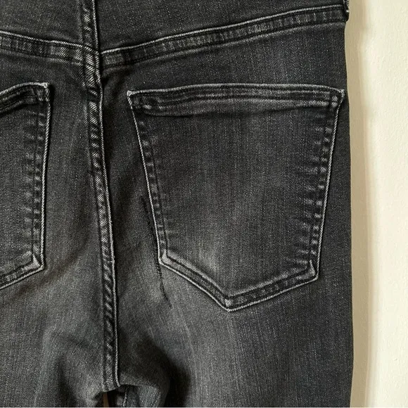 Veronica Beard Ryleigh Distressed High-Rise Straight-Leg Jeans Size 28/6